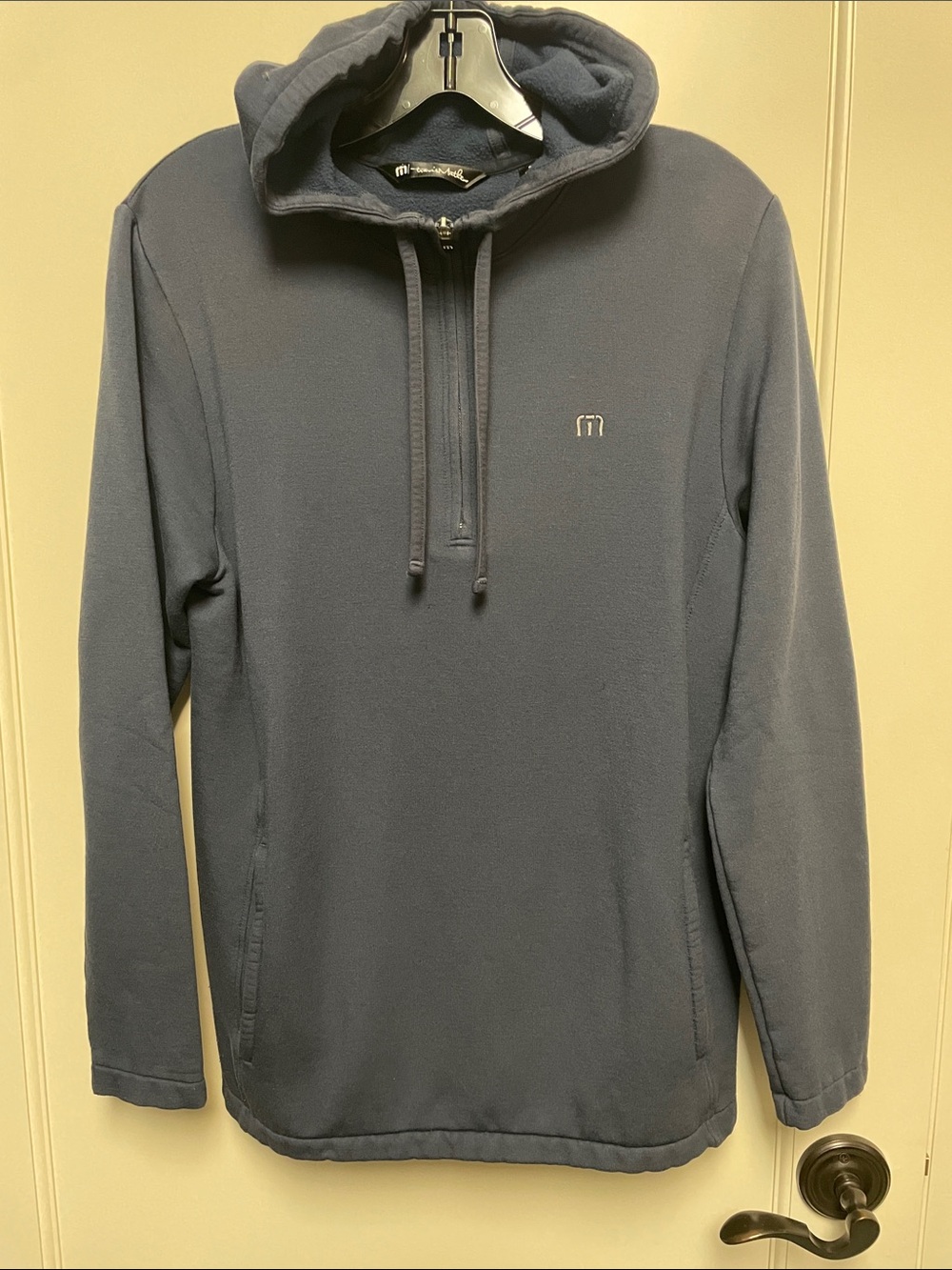 Travis Mathew half zip hoodie
